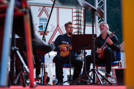 S soncem obsijan drugi festivalski dan 50. Dnevov narodnih noš in oblačilne dediščine v Kamniku (68)